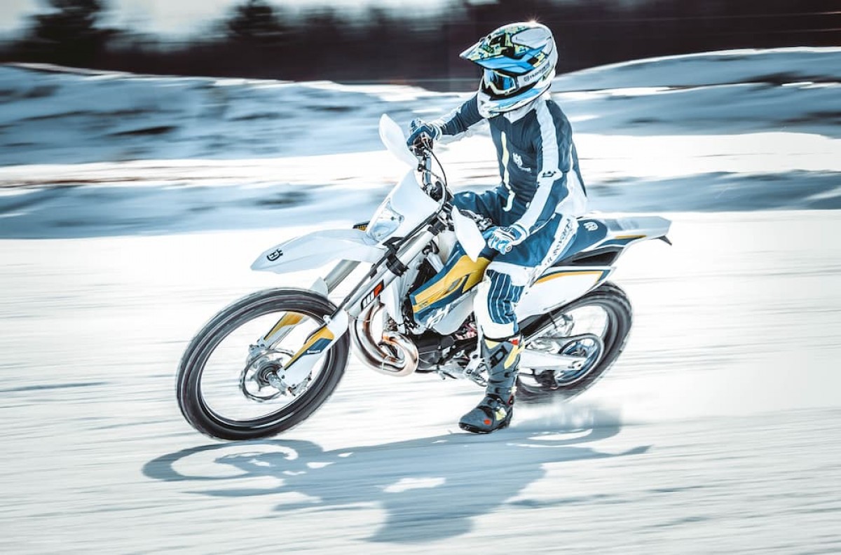 Jakie gogle na motocykl? Podpowiadamy jak dobrać najlepsze osłony na oczy