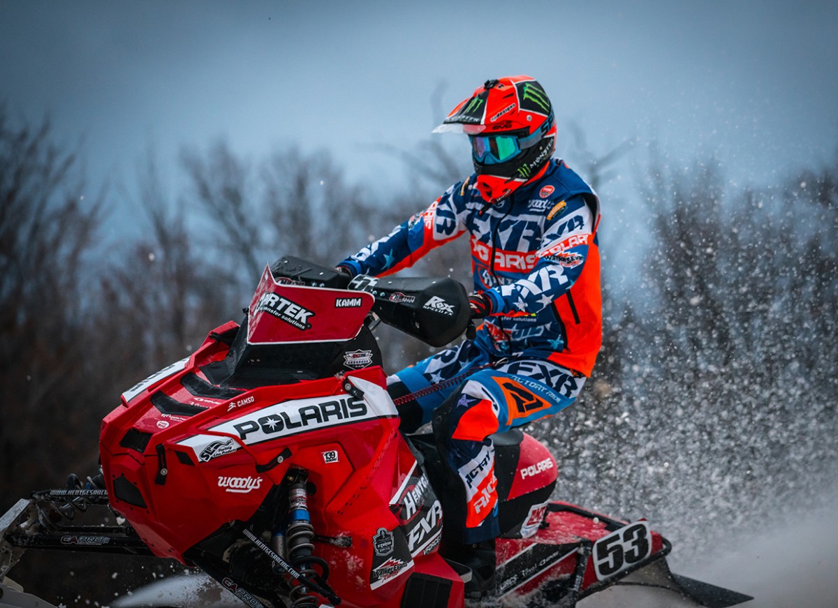 Ewolucja Skuter Śnieżnych  Polaris Snowmobile na przestrzeni dziesięcioleci