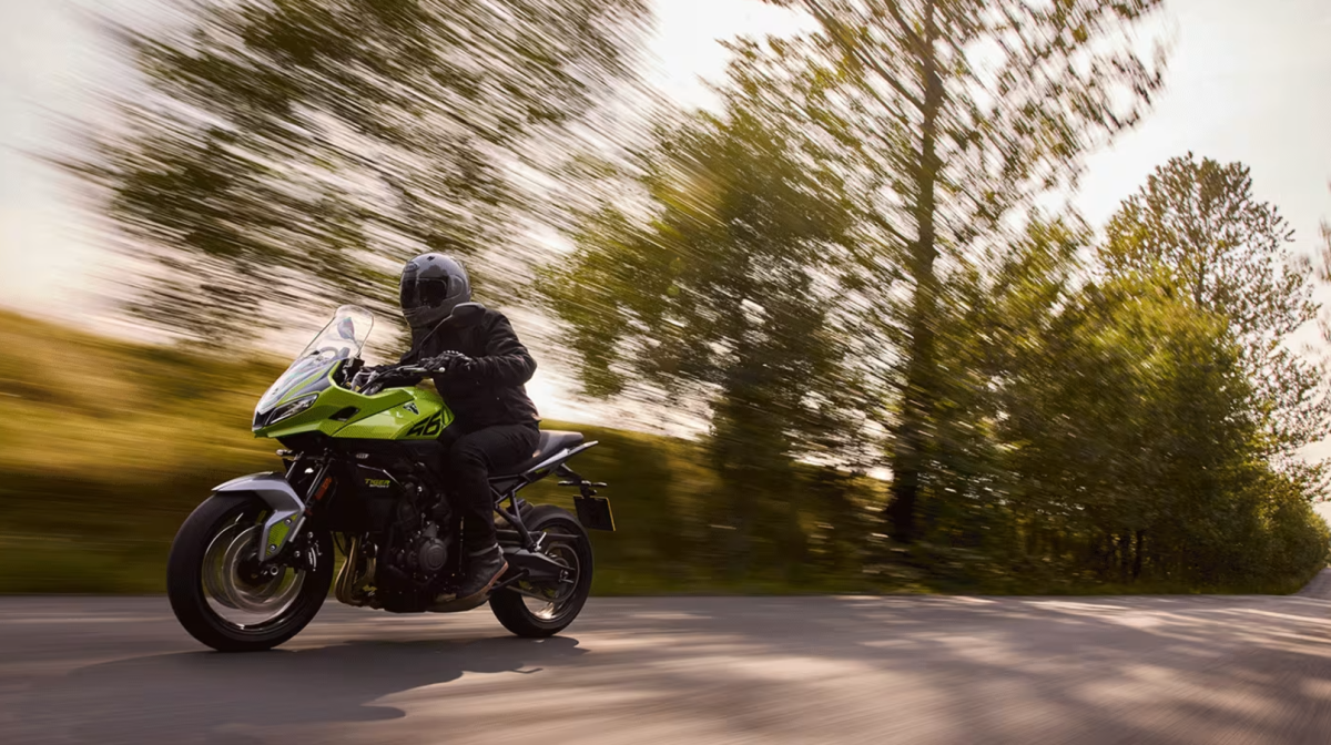 Triumph Tiger Sport 660 2025 – co nowego w średniej klasie sport-turystycznej?