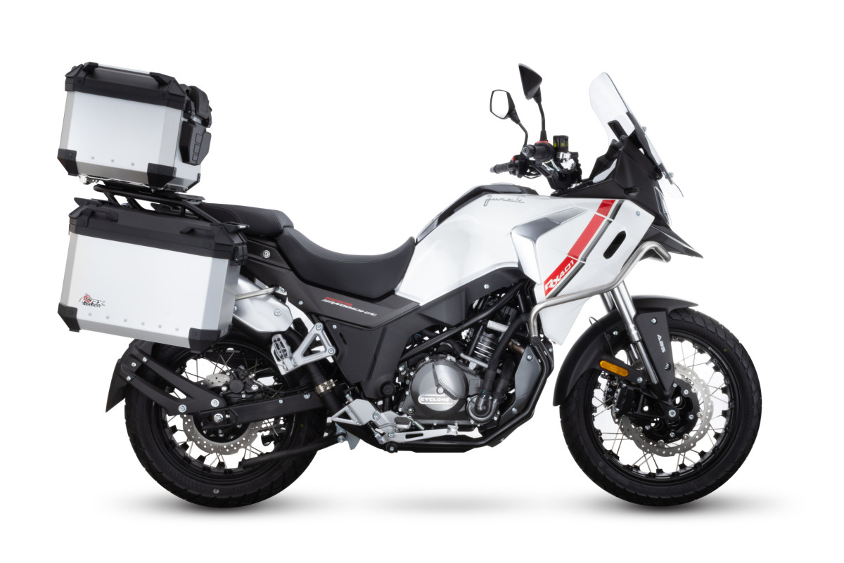 Junak RX-401 — flagowy motocykl adventure dla wymagających