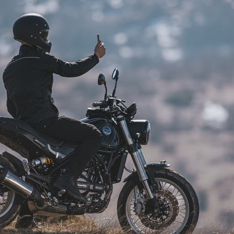 Benelli Leoncino 500 Trail 