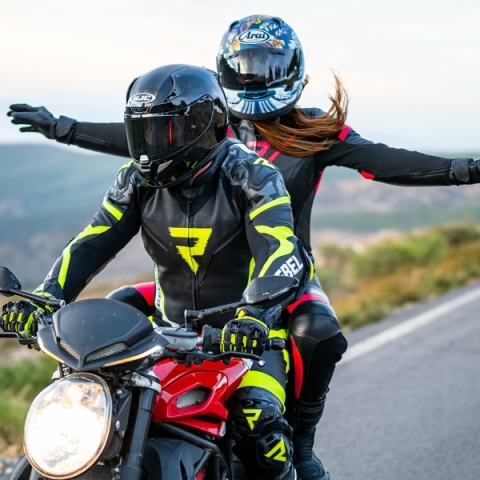 REBELHORN DORZE SKROJONE UBRANIA DLA MOTOCYKISTÓW