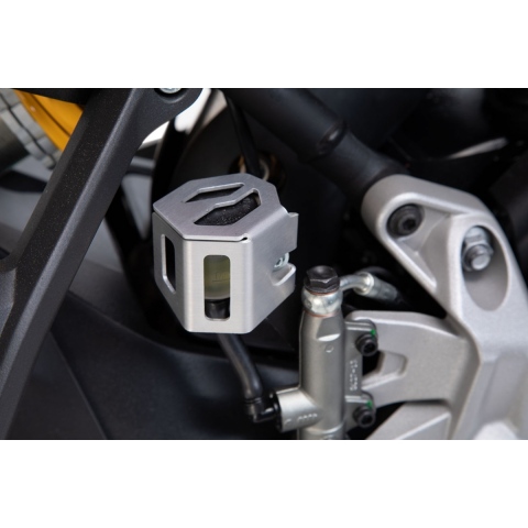 OSŁONA ZBIORNIKA PŁYNU HAMULCOWEGO SW-MOTECH BMW GS/GT, DUCATI, KTM 790