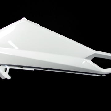 Obudowa reflektora prawa biała do skutera B-Max