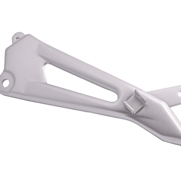 Wspornik podnóżka tylnego prawy do motocykla Travel 125, srebrny