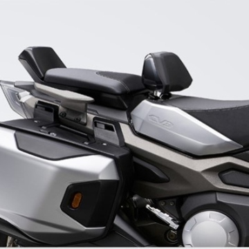 BOCZNE KUFRY CV3 KYMCO GH-2205-A0