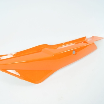 OSŁONA BOCZNA LEWA POMARAŃCZOWA KYMCO SUPER 8