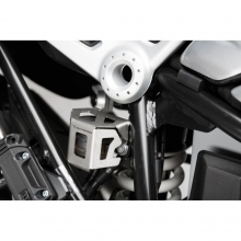OSŁONA ZBIORNIKA PŁYNU HAMULCOWEGO SW-MOTECH BMW R NINET (14-)/SCRAMBLER (16-)