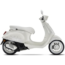 SKUTER VESPA SPRINT 125 JUSTIN BIEBER X BIANCO EURO 5 2022